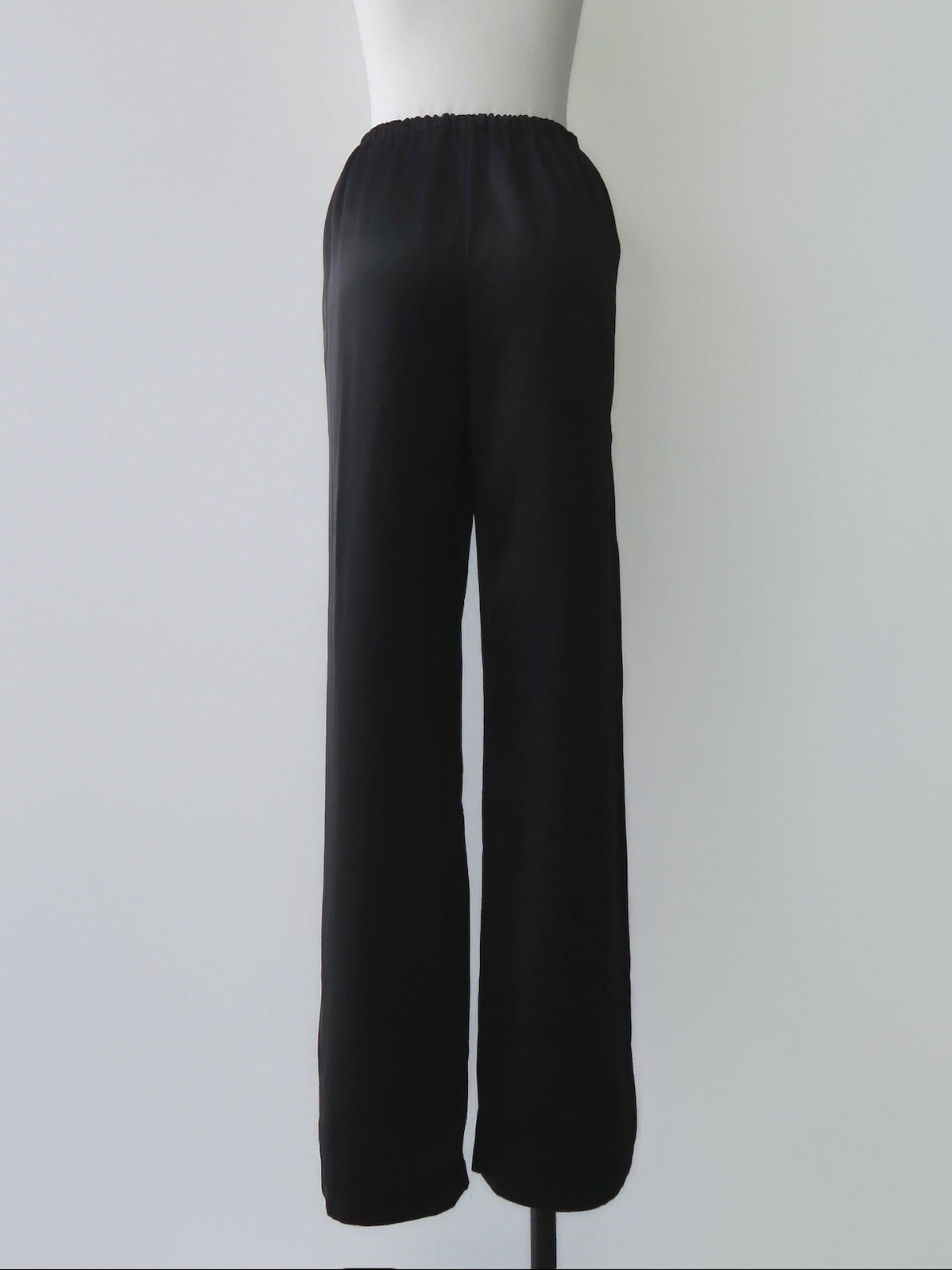 Lulà | Satin sleek pants