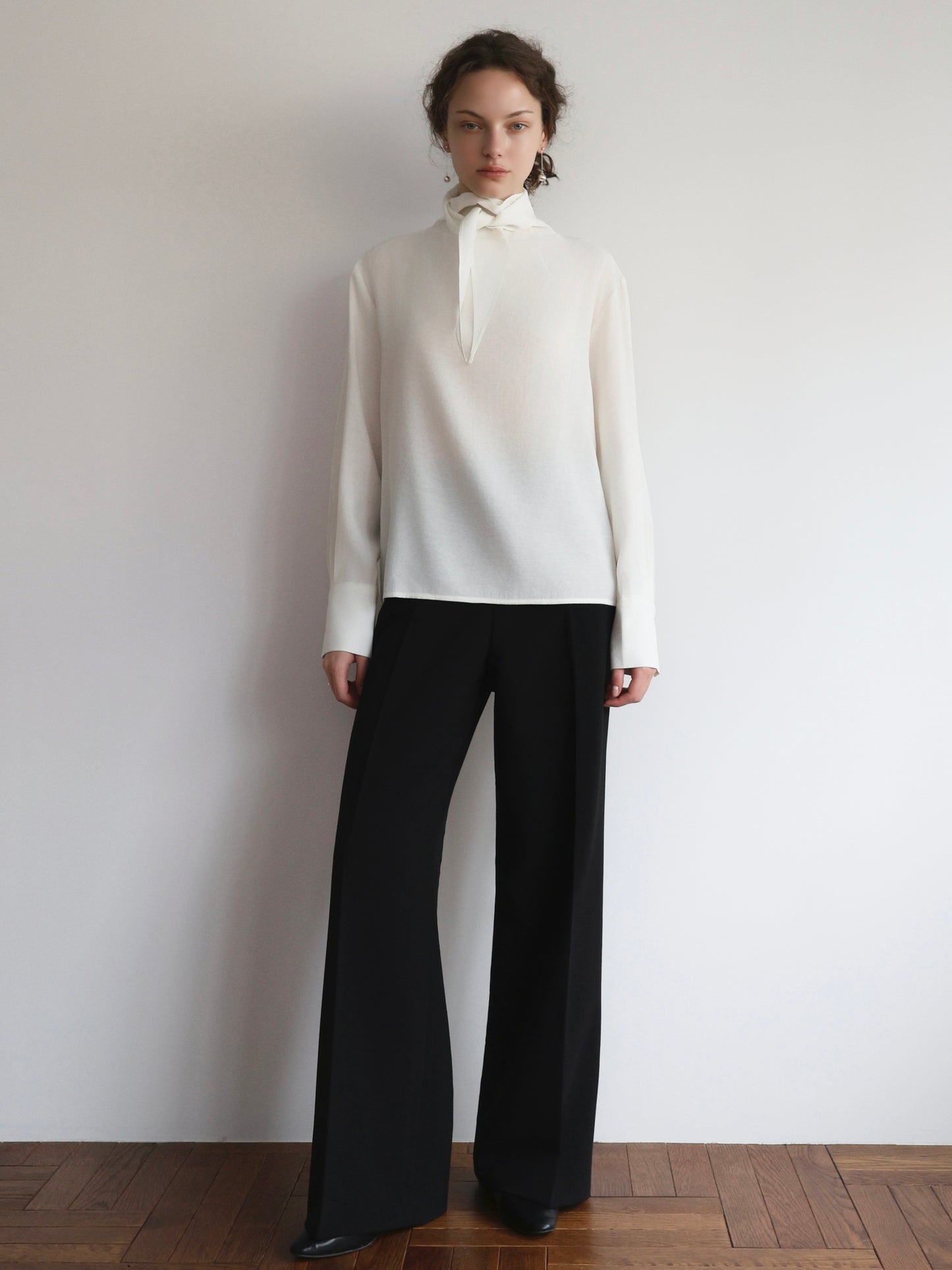 Emma | Tie blouse