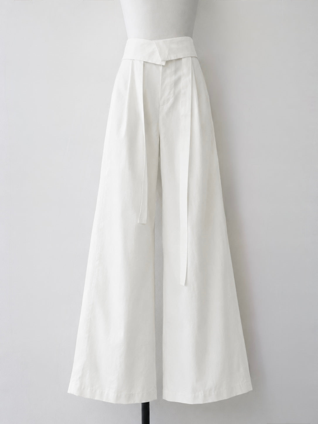 Claire | Belt pants
