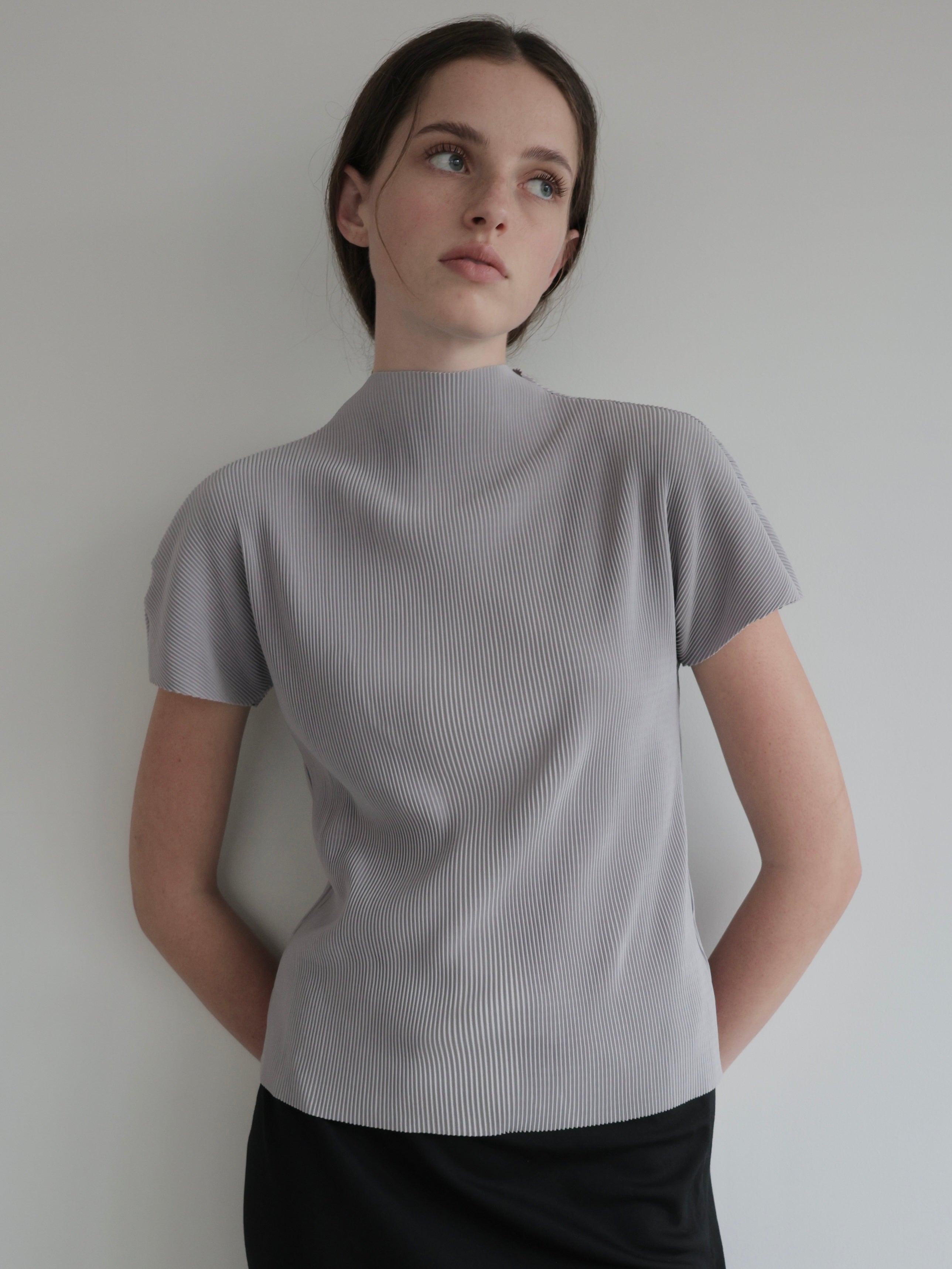 Seine | Pleats tops – NOWNS