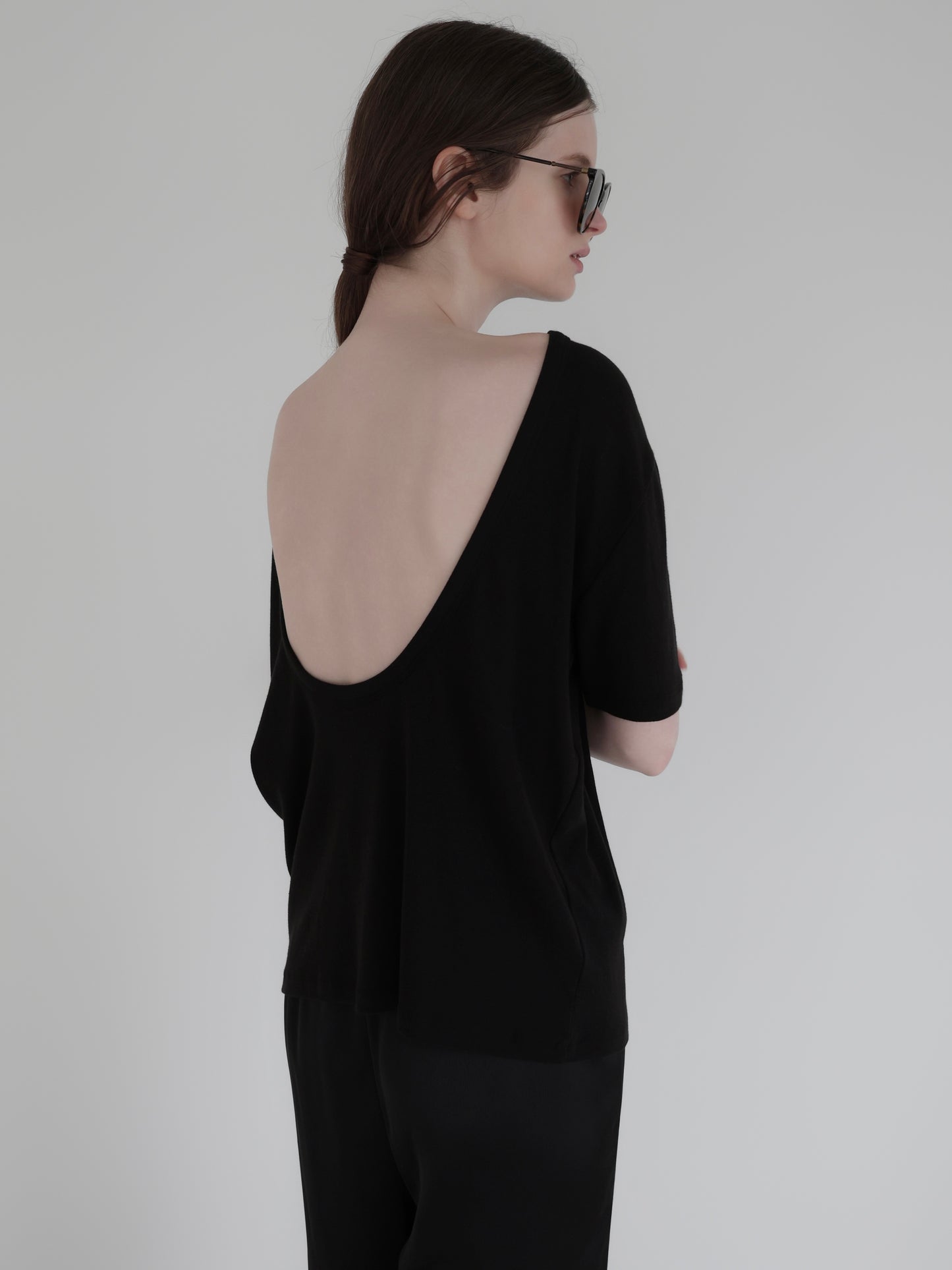 Élise | Back open tee
