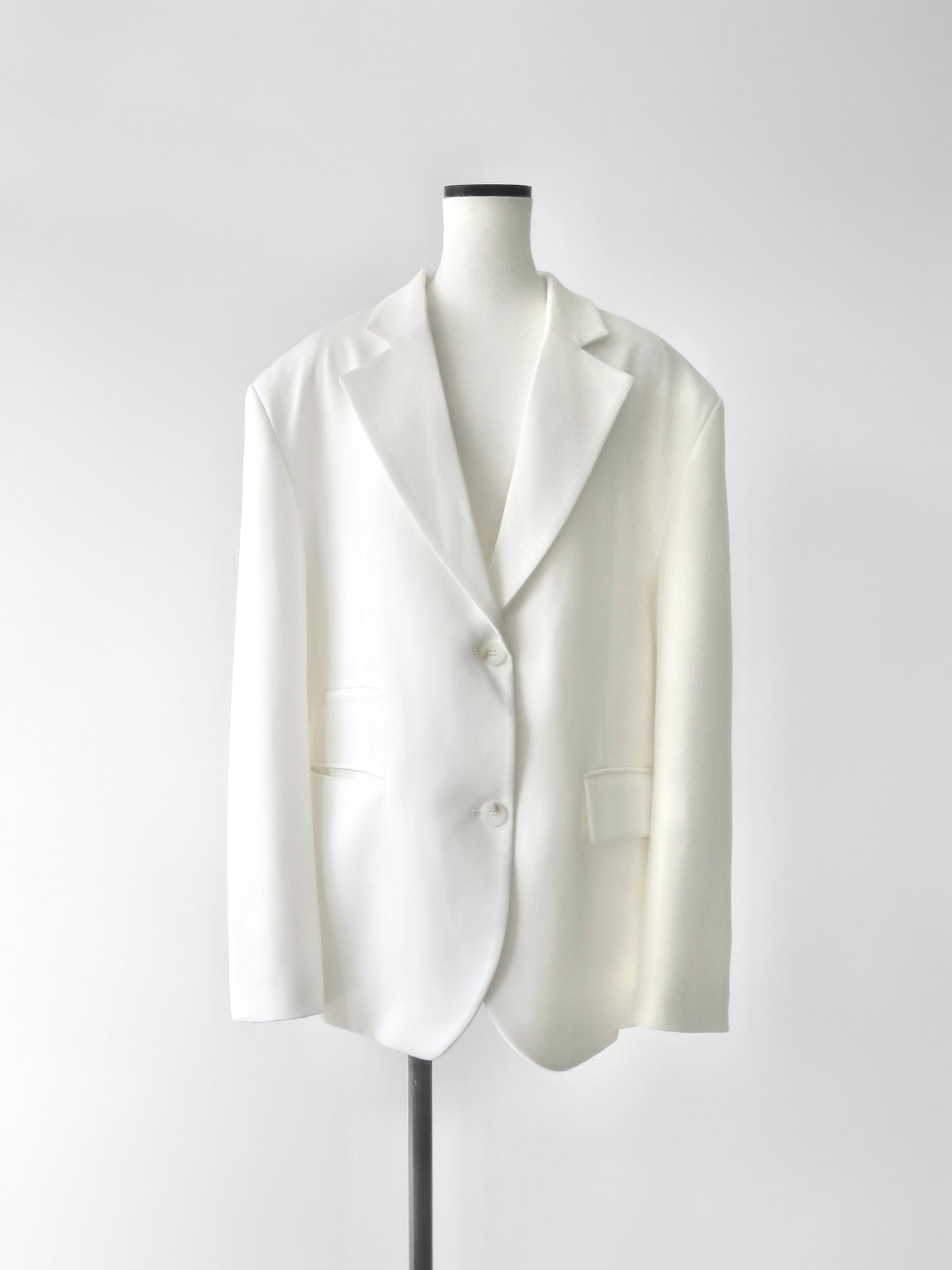 Lou | Single tailored jacket