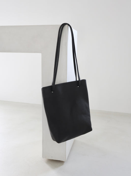 [ Sample Sale ] Adèle | Minimal leather bag