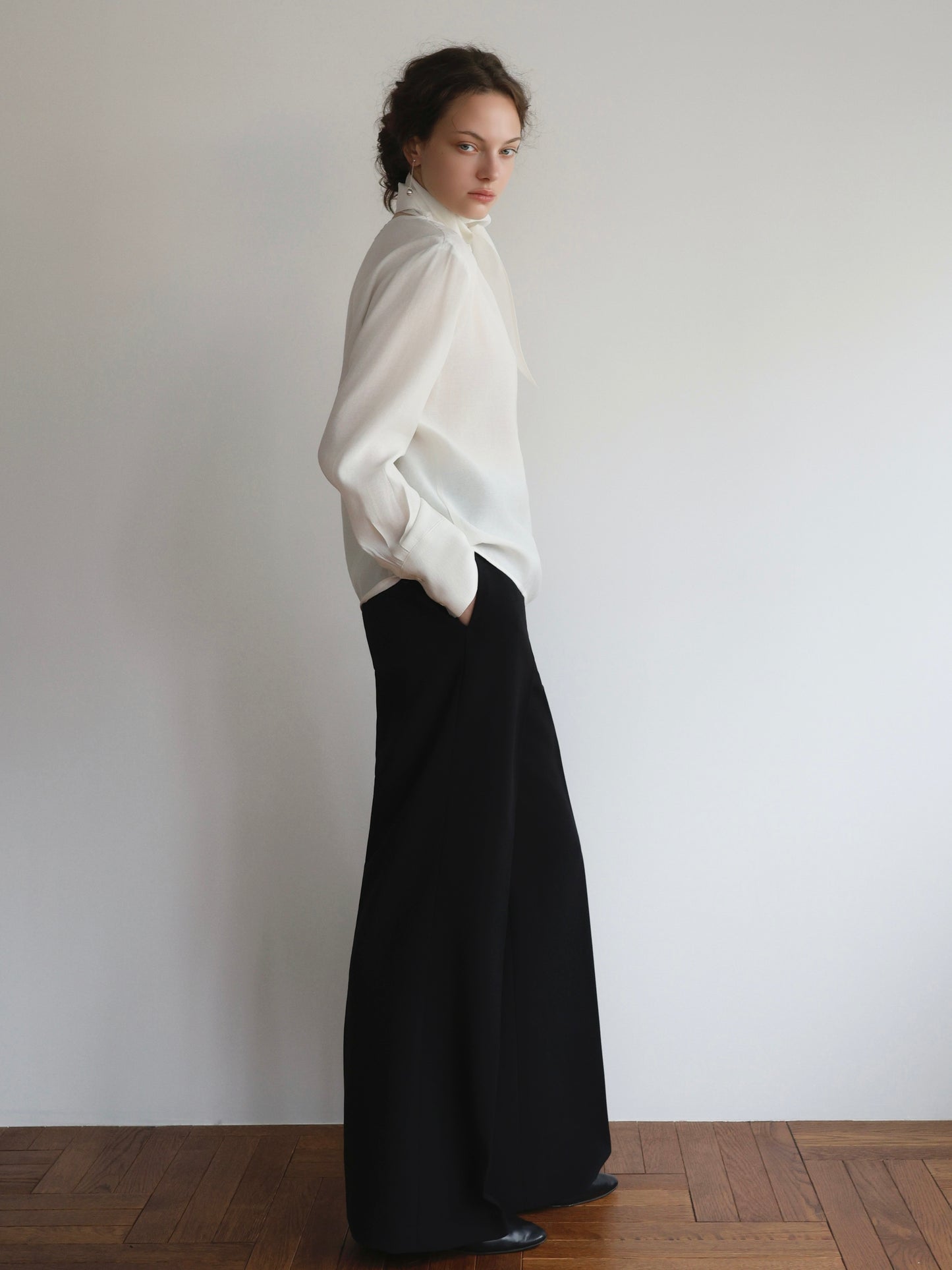 Emma | Tie blouse