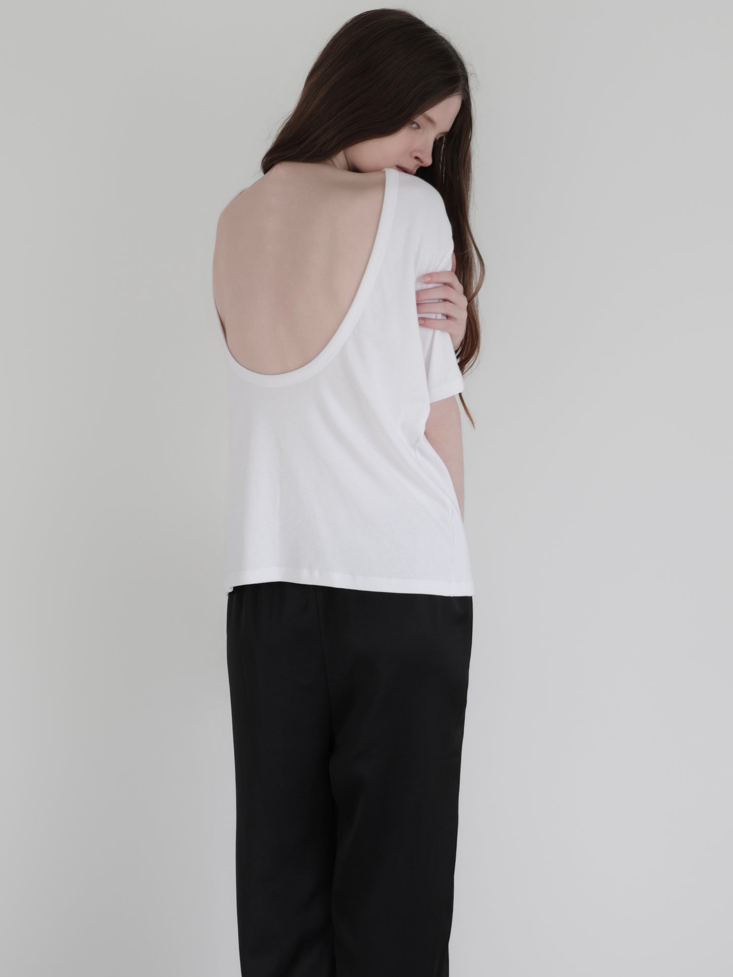 Élise | Back open tee