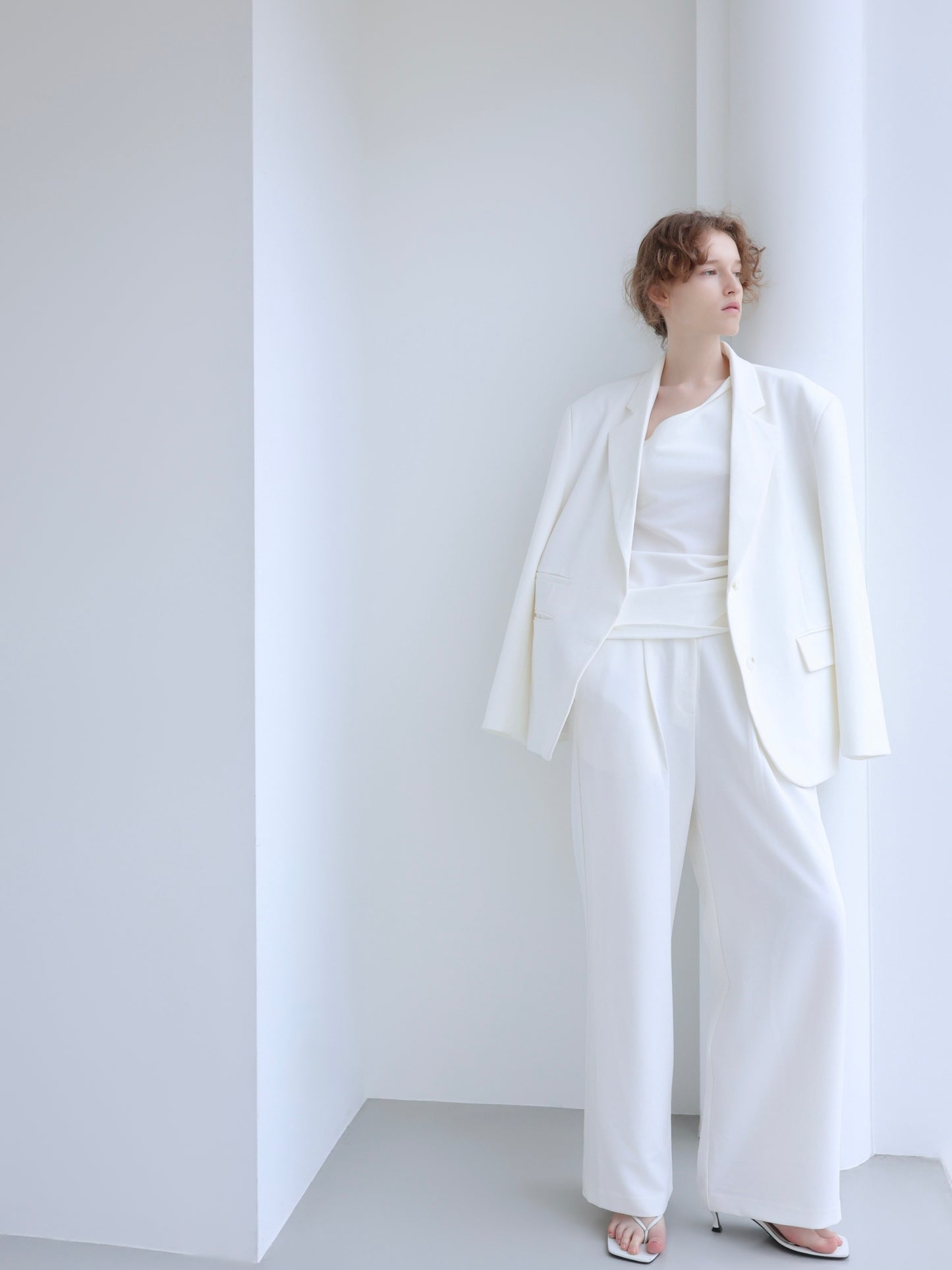 Lou | Single tuck banding pants