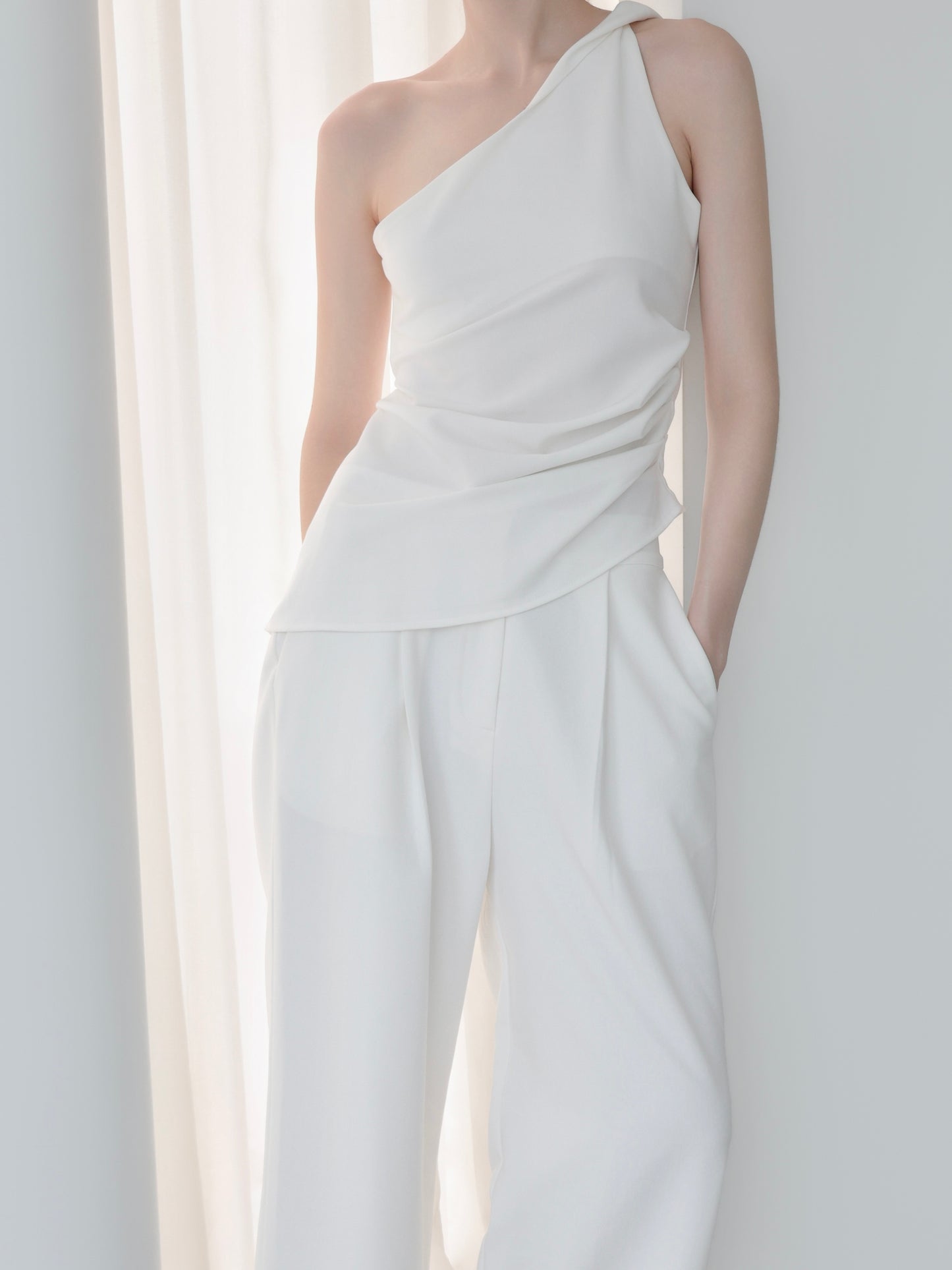 Lou | Single tuck banding pants