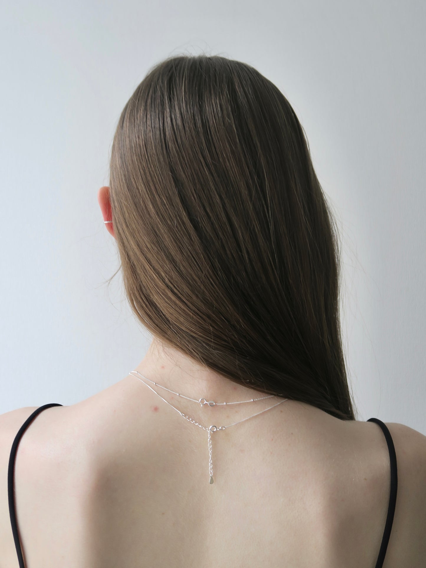 basic thin necklace
