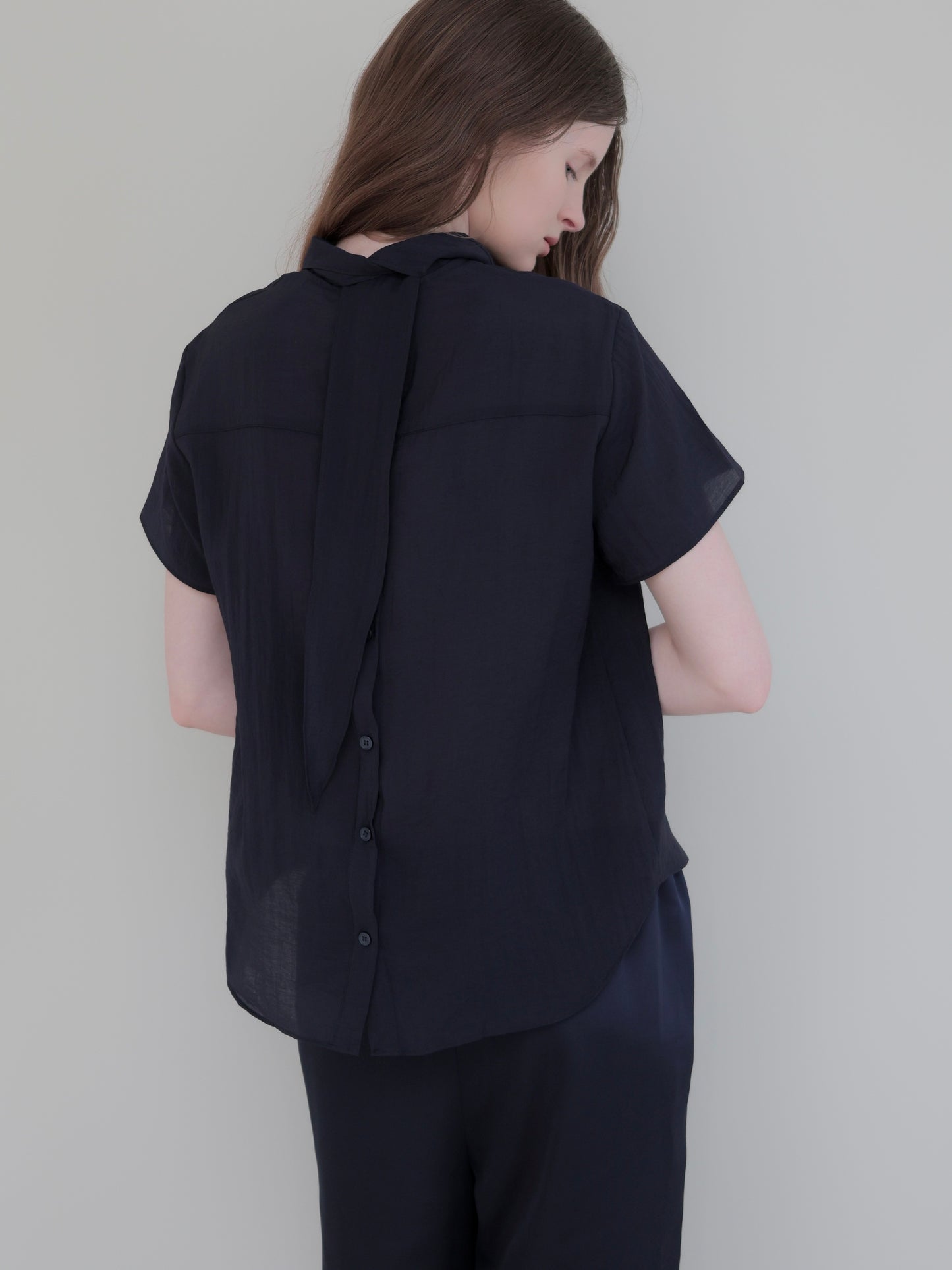 Emma | Half tie blouse