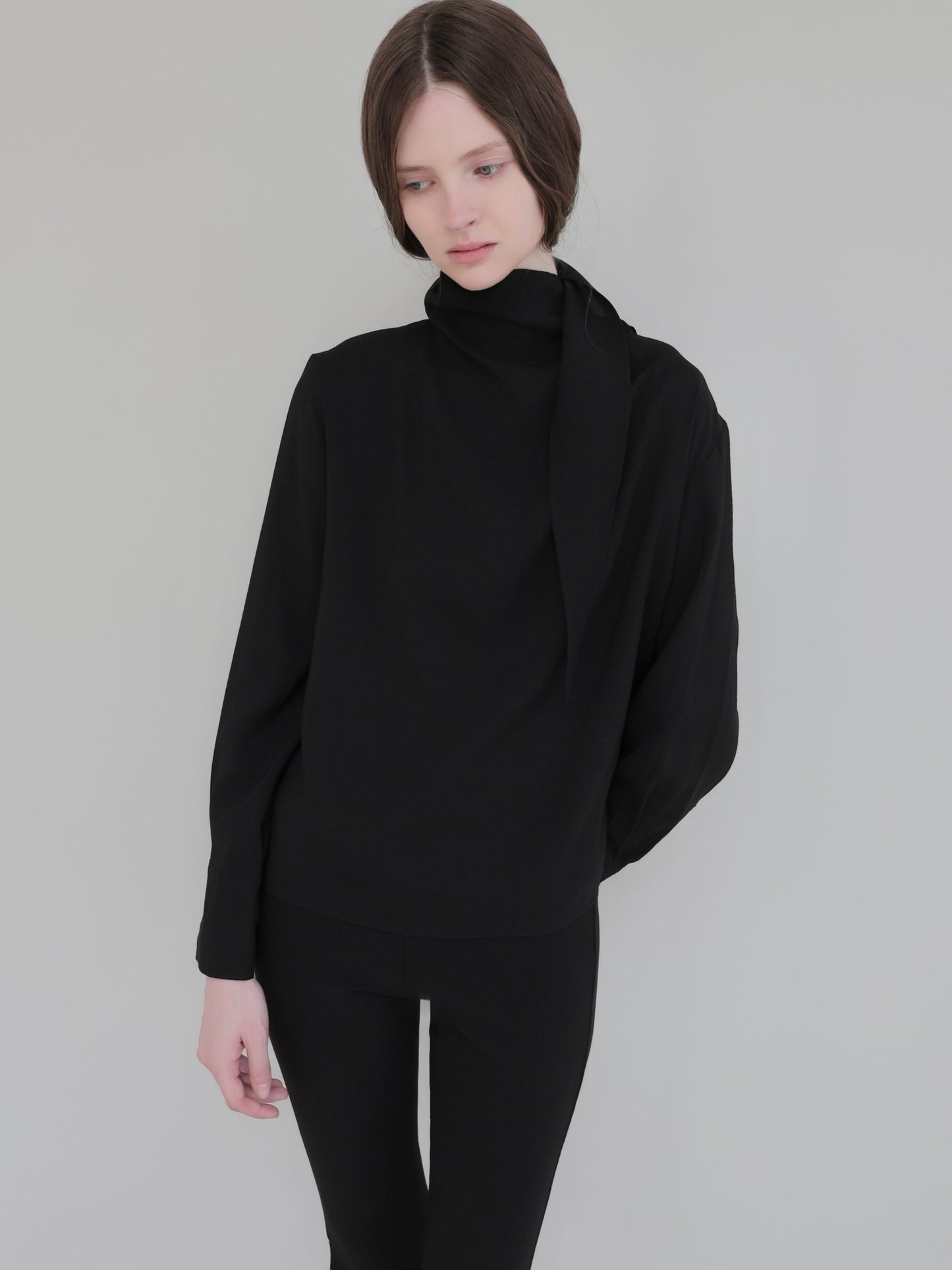 Emma | Tie blouse