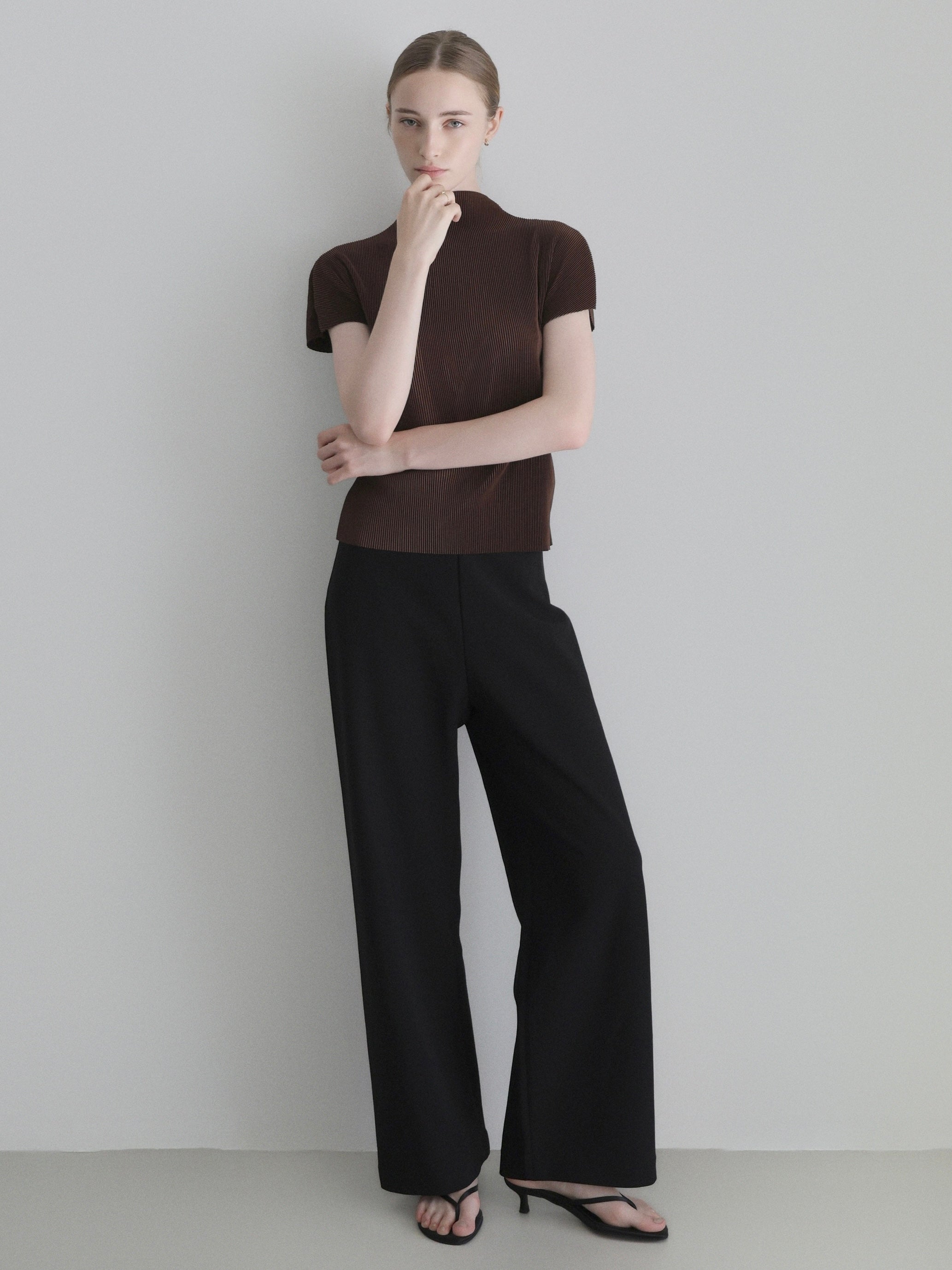 Seine | Pleats tops – NOWNS
