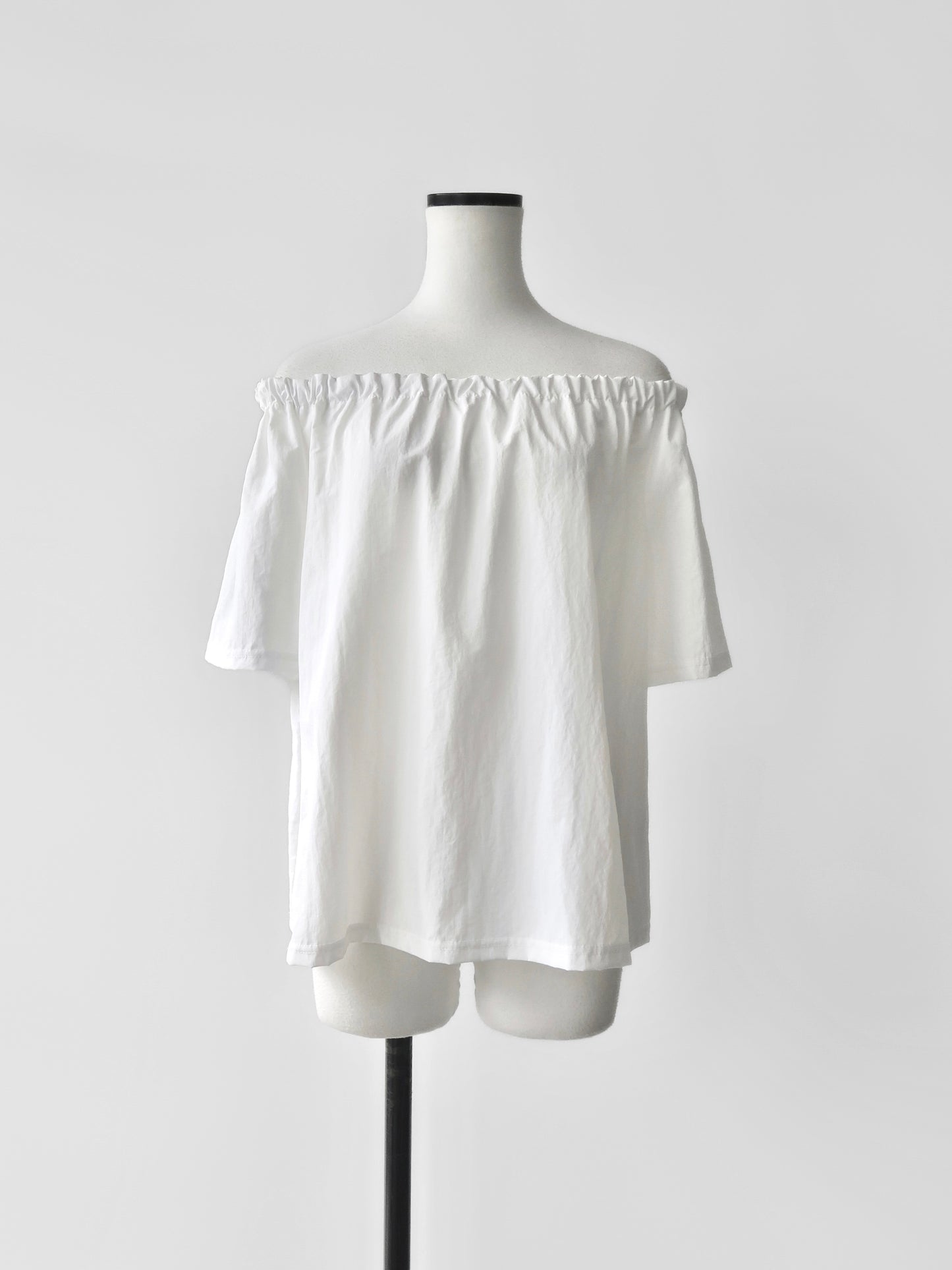 Rosa | Shirring neck blouse