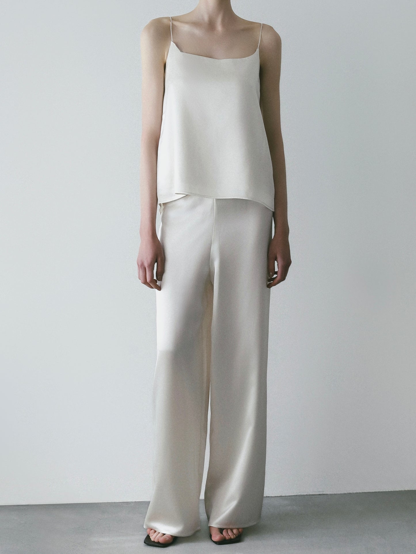 Lulà | Satin sleek pants