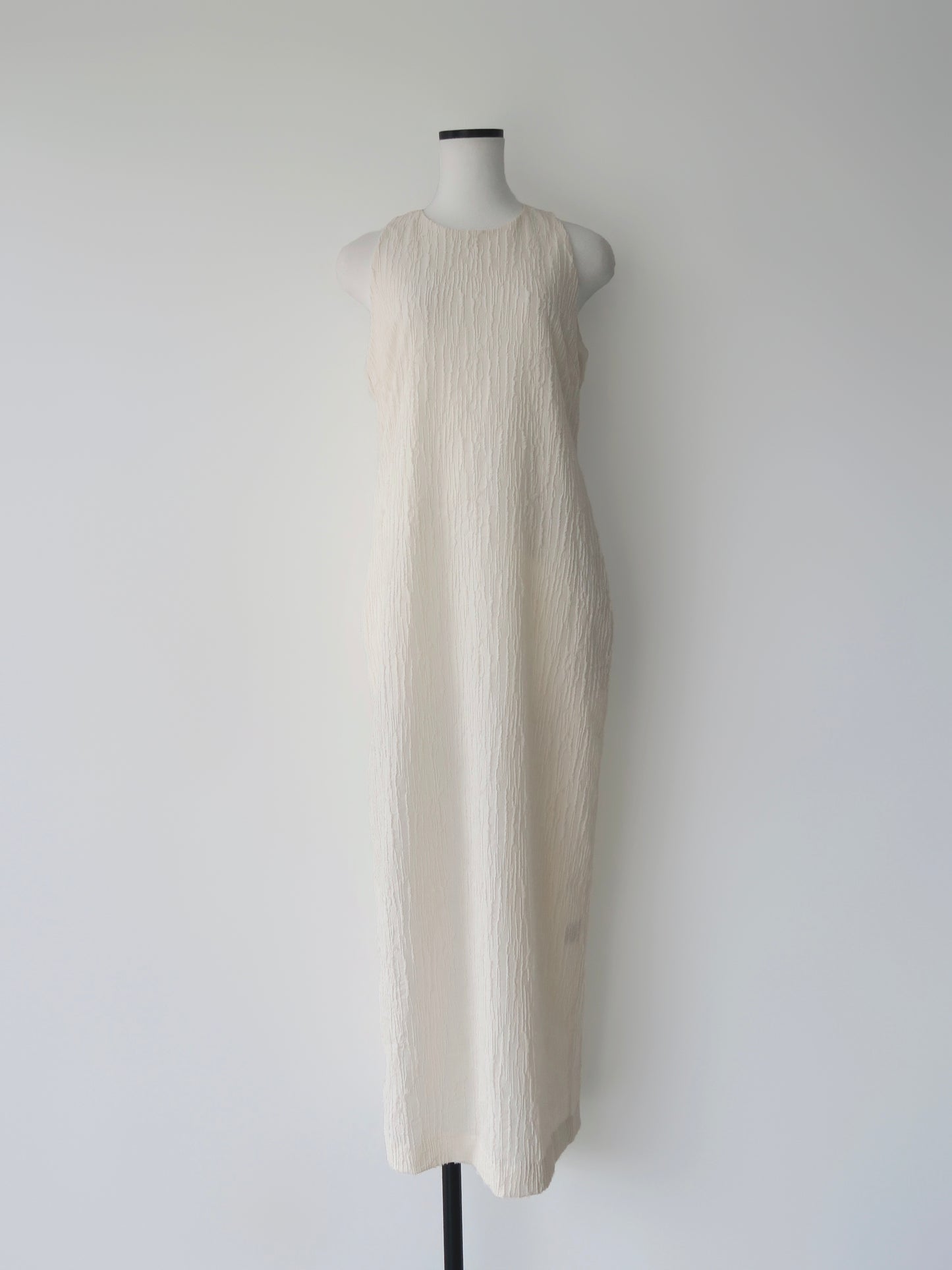 Lena | Crinkled maxi dress