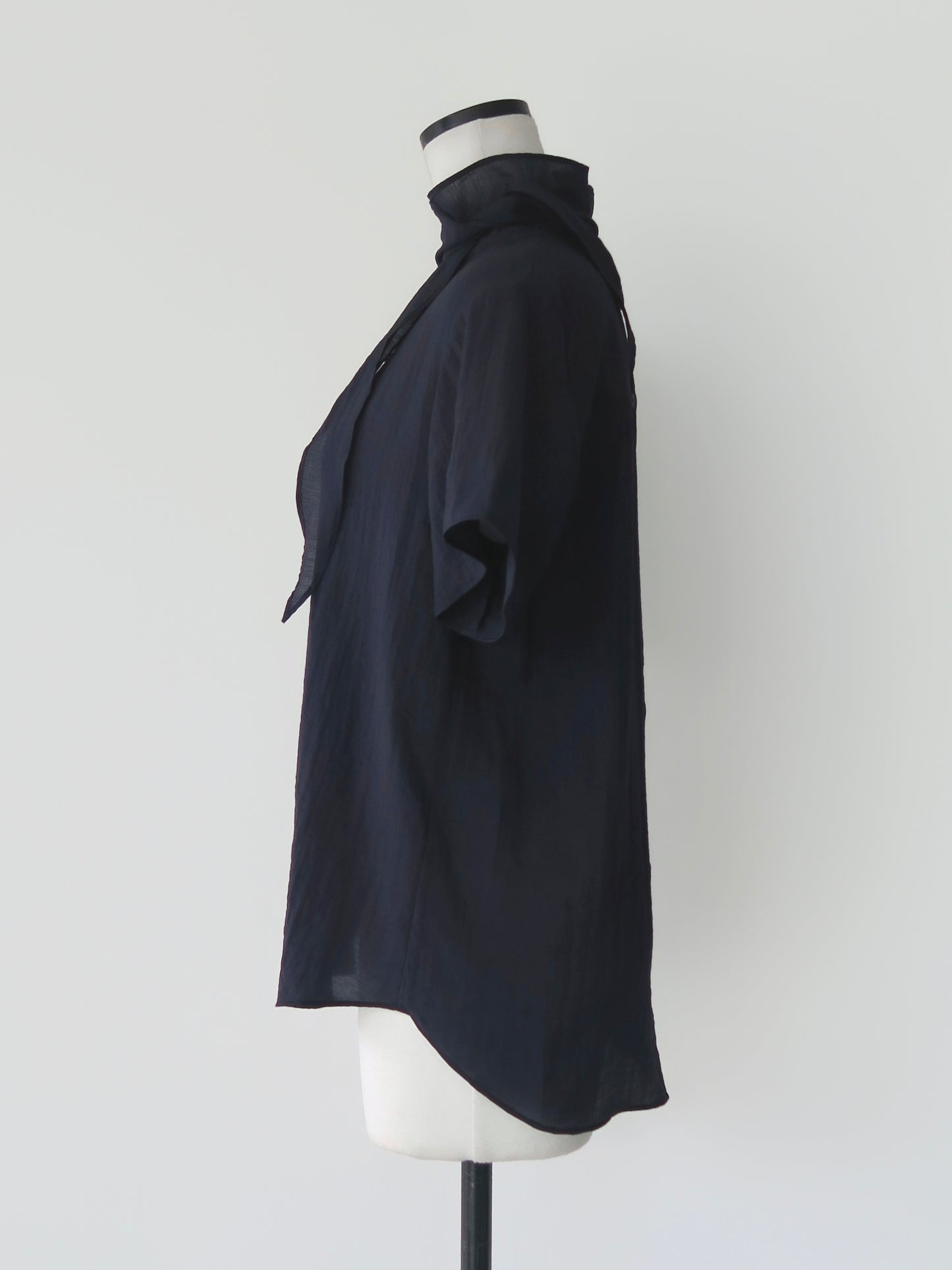 Emma | Half tie blouse