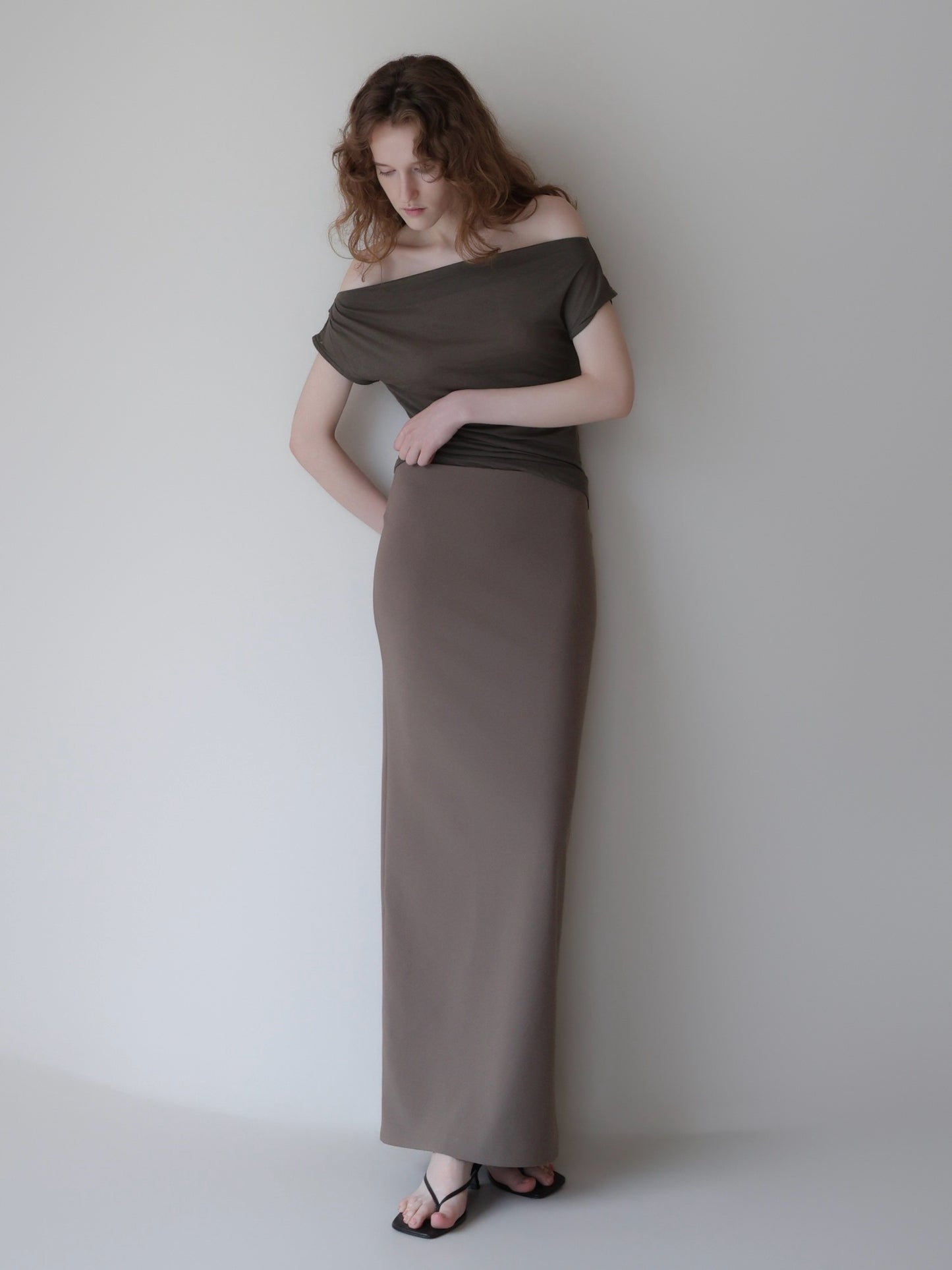 Romy | Drape off shoulder top