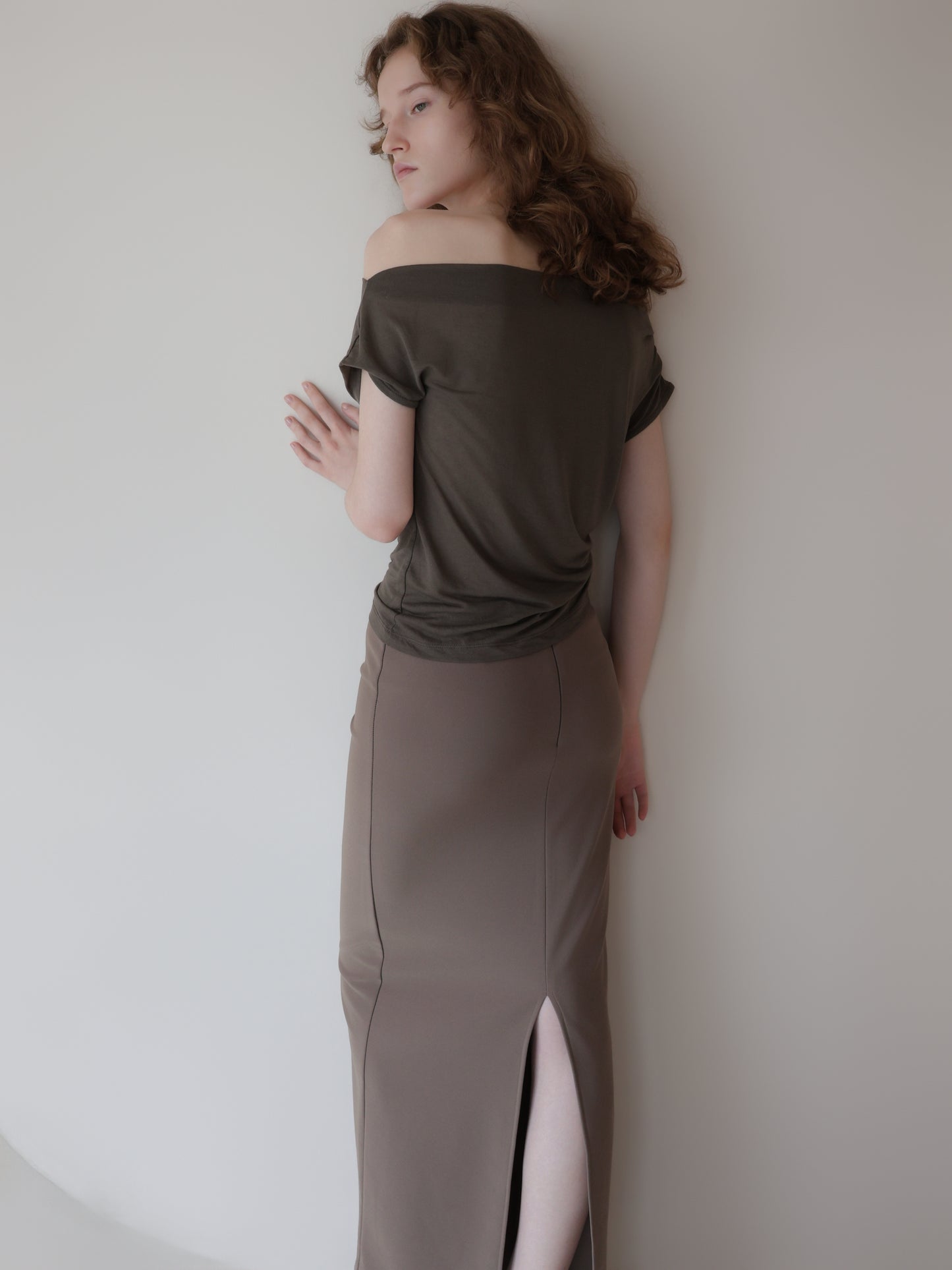 Romy | Drape off shoulder top