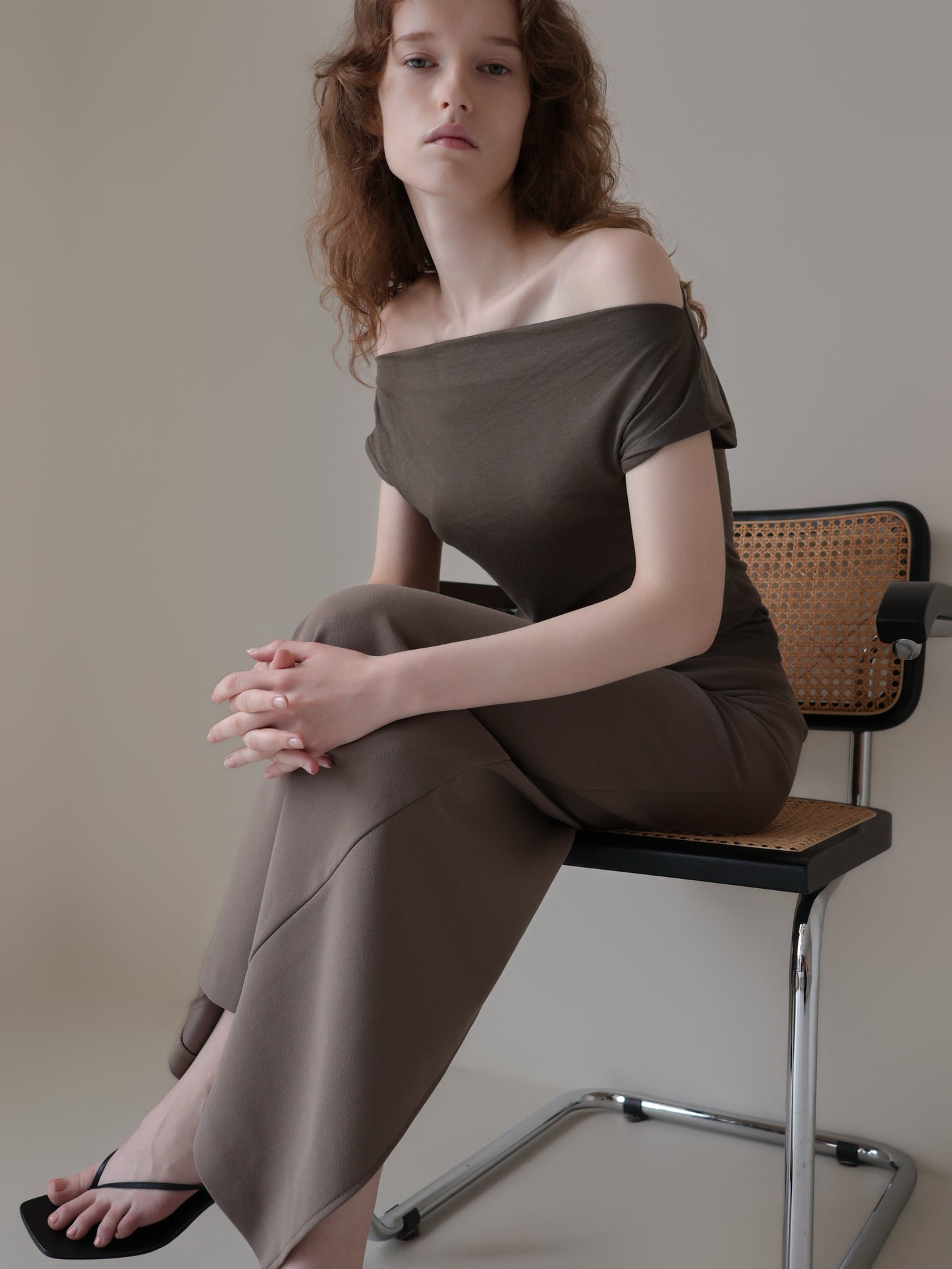 Romy | Drape off shoulder top