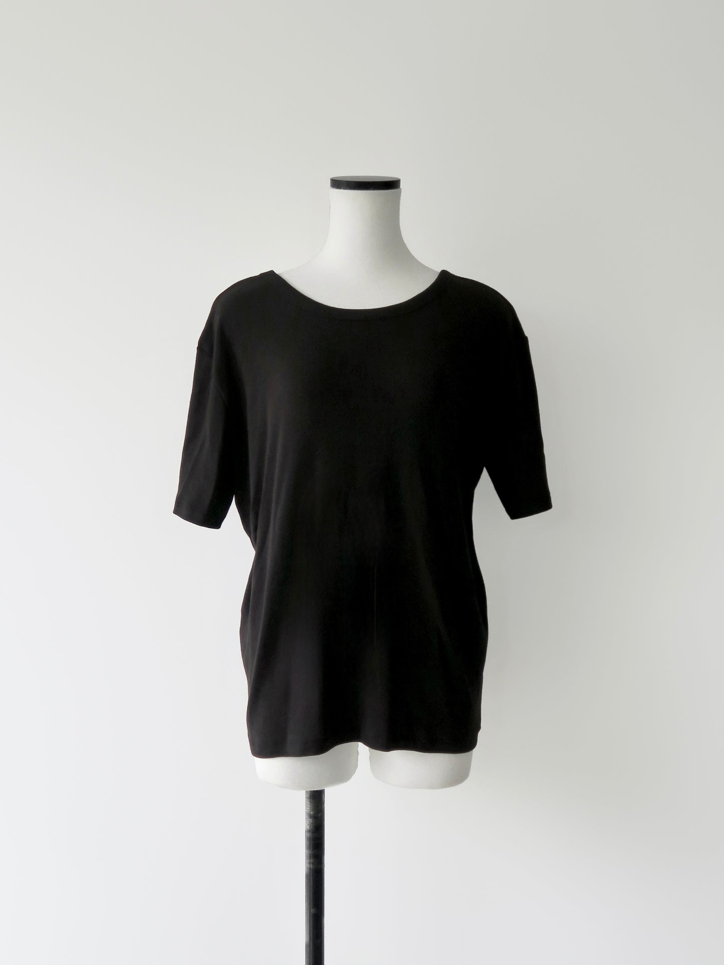 Élise | Back open tee