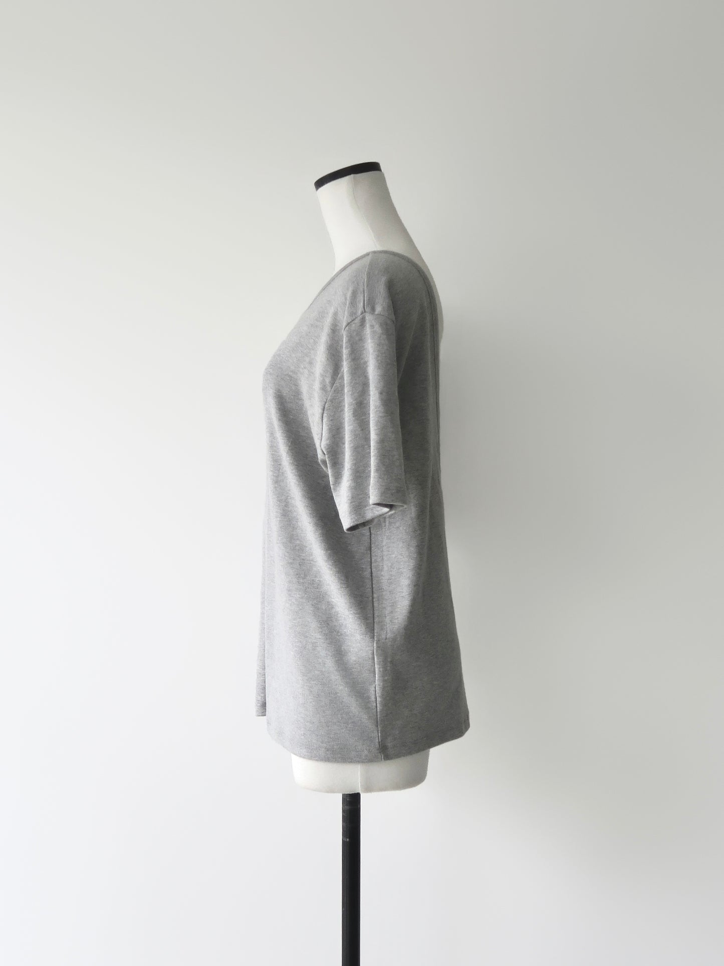 Élise | Back open tee
