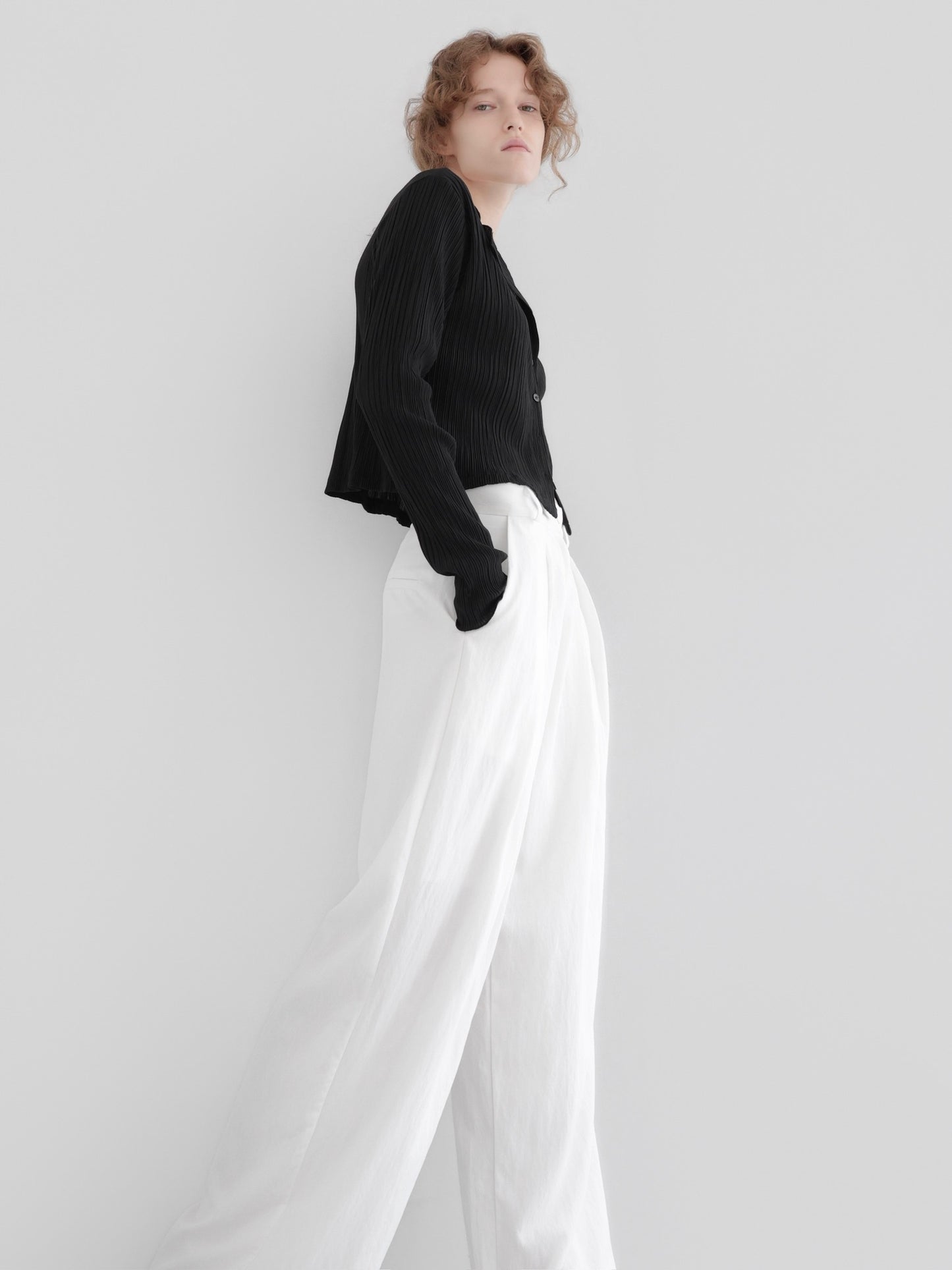 Lila | Linen long tuck wide pants