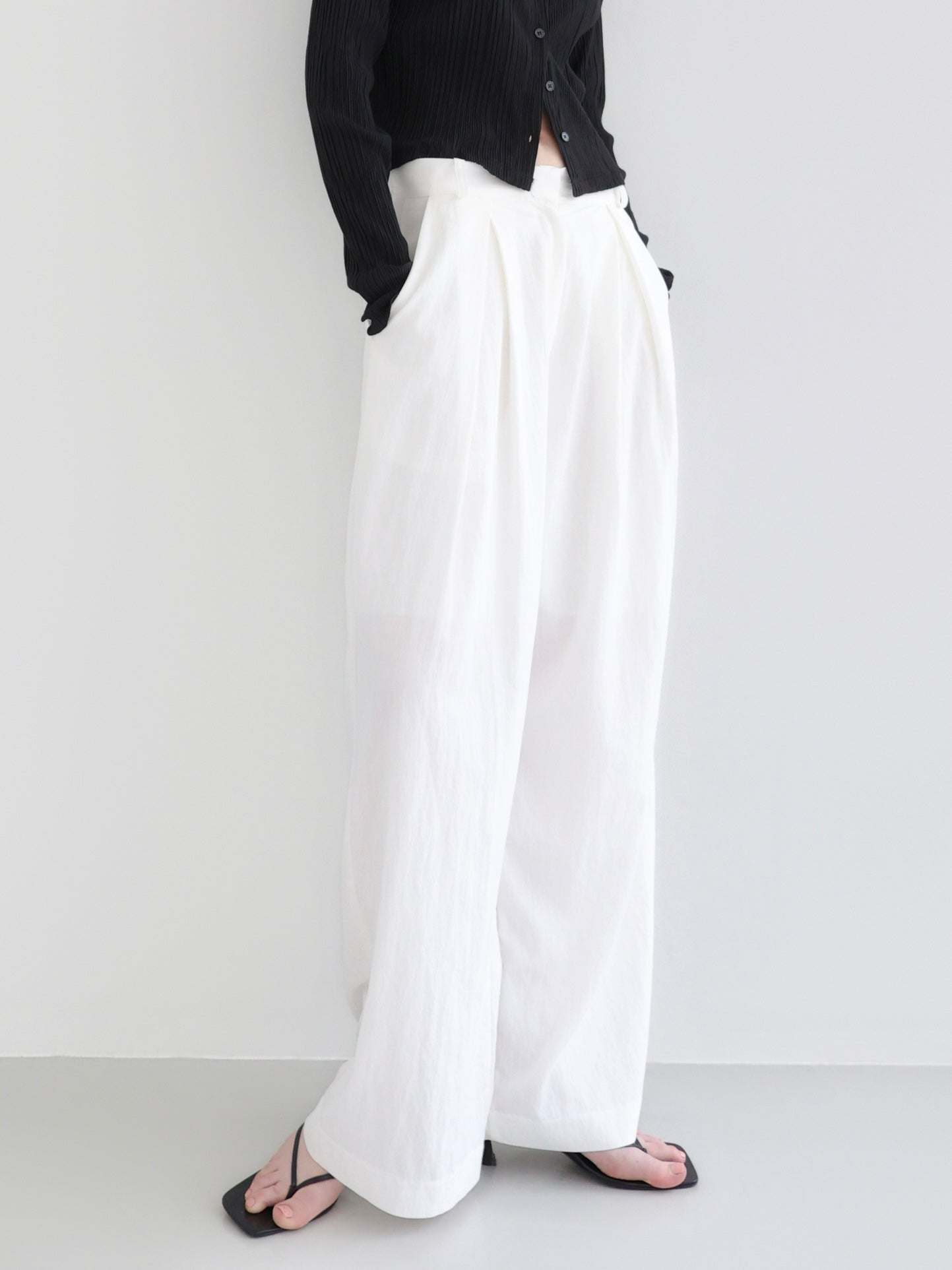 Lila | Linen long tuck wide pants