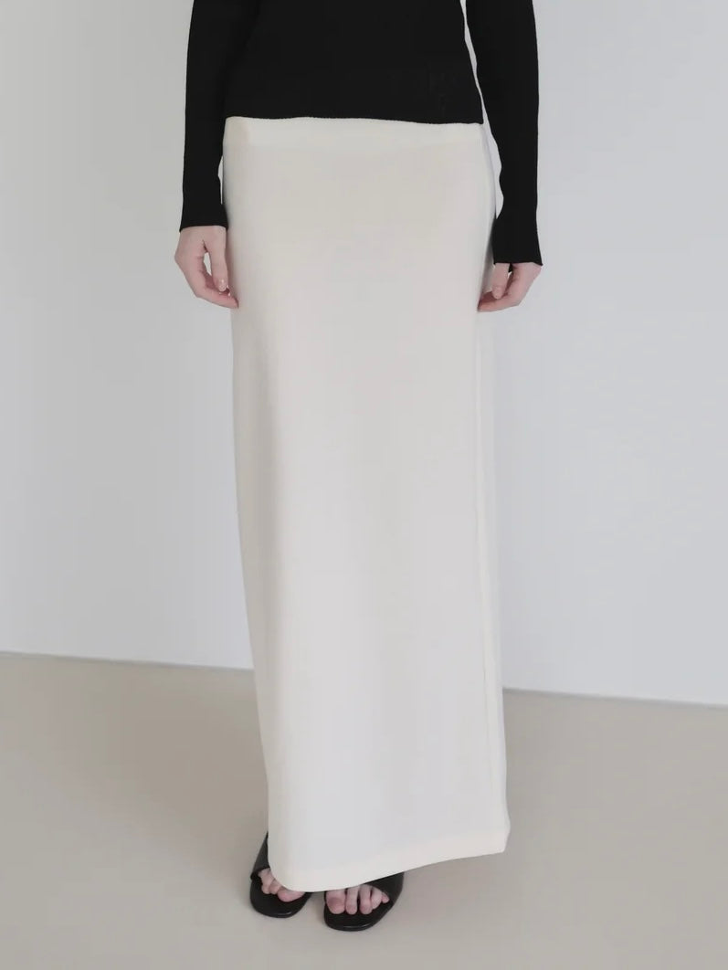 Inès | Soft banding maxi skirt