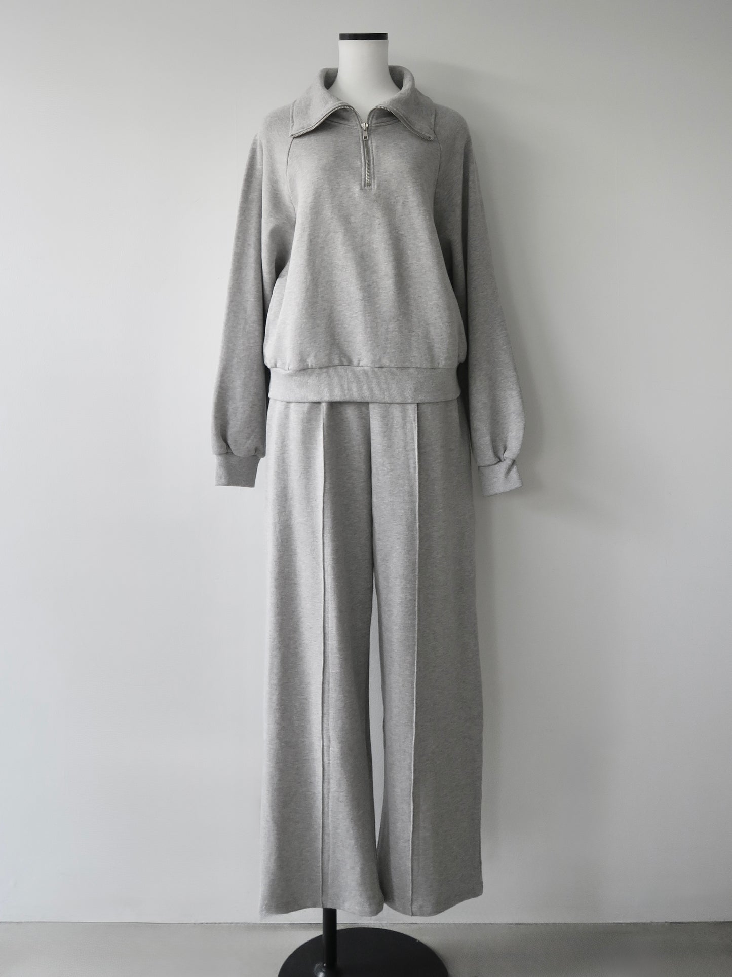 ⭕️Relaxed Half-Zip Sweatshirt