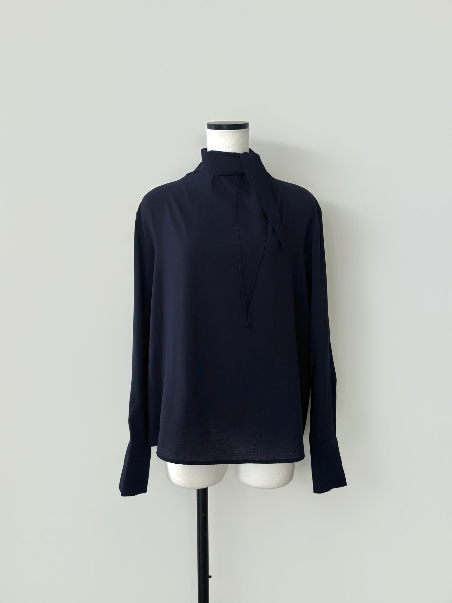 Emma | Tie blouse