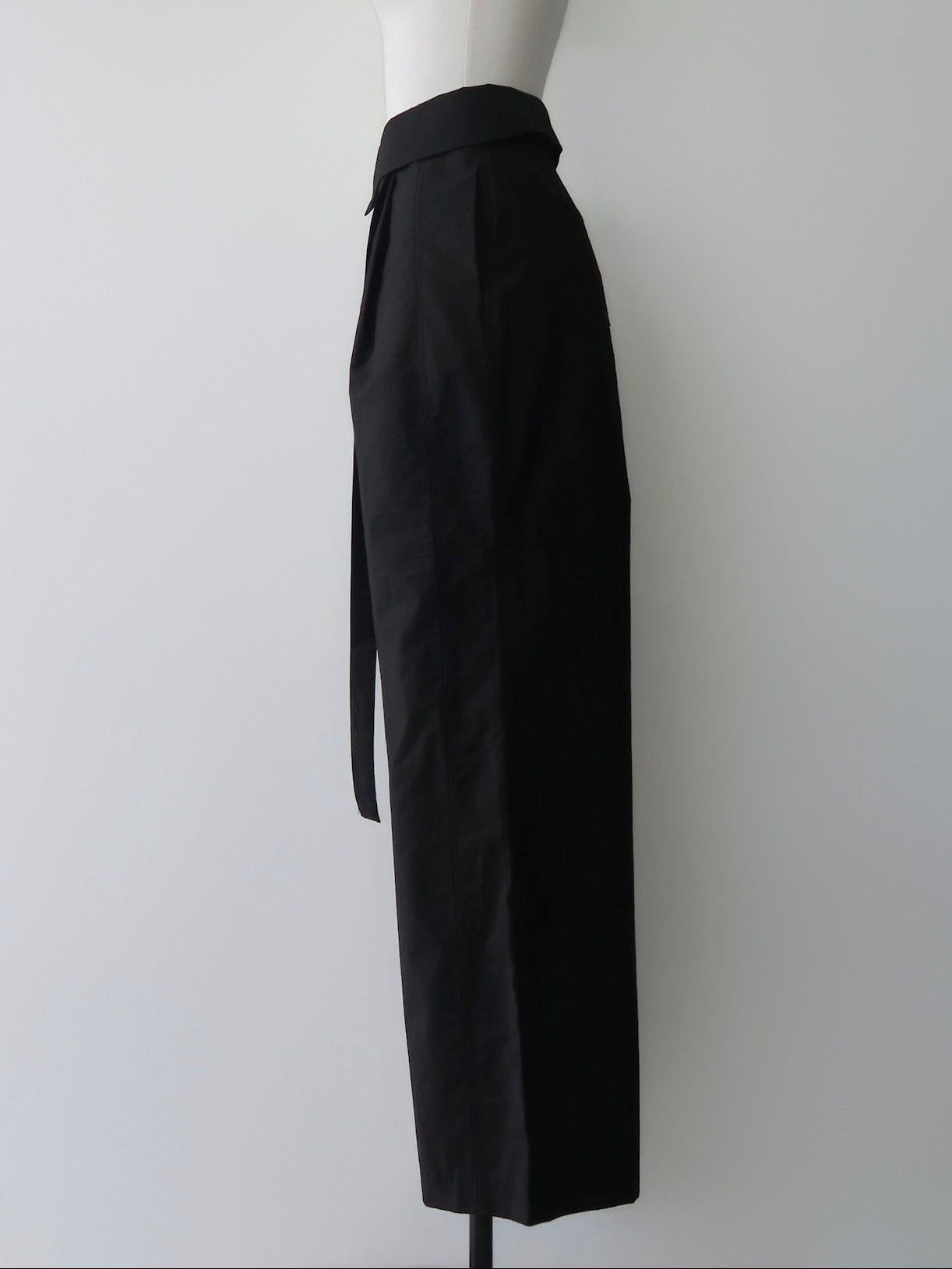 Claire | Belt pants