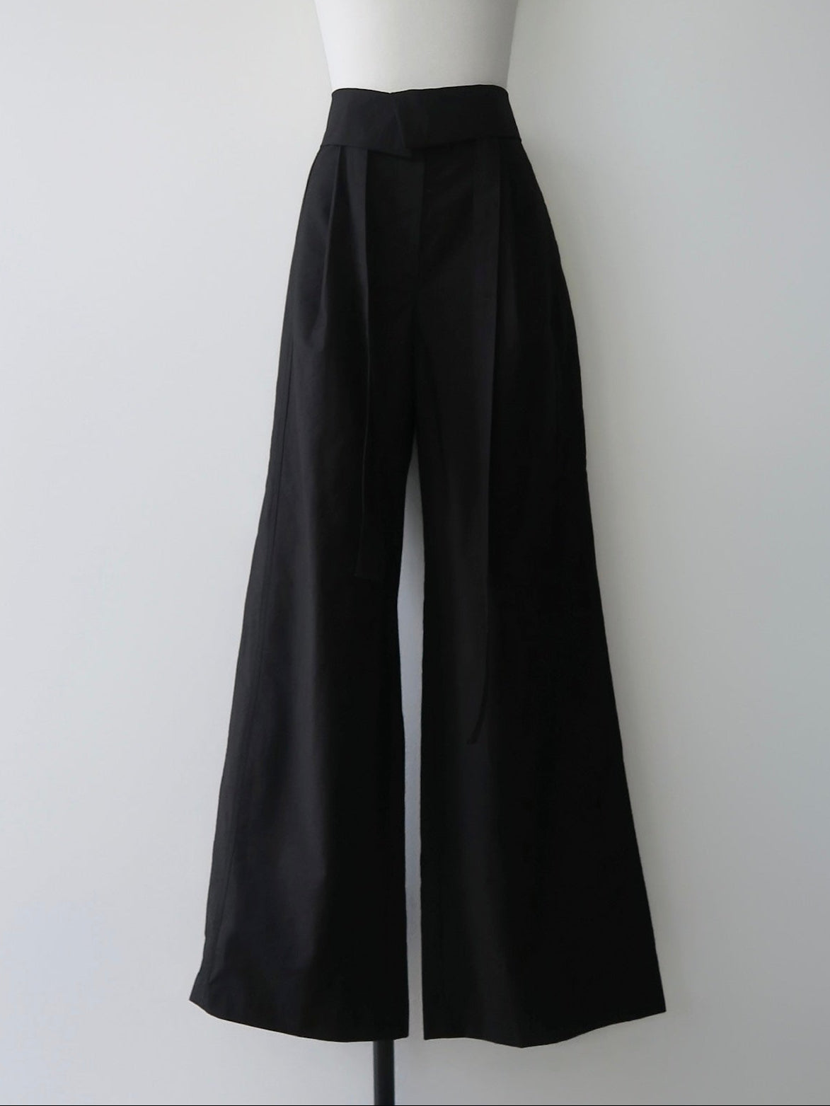 Claire | Belt pants